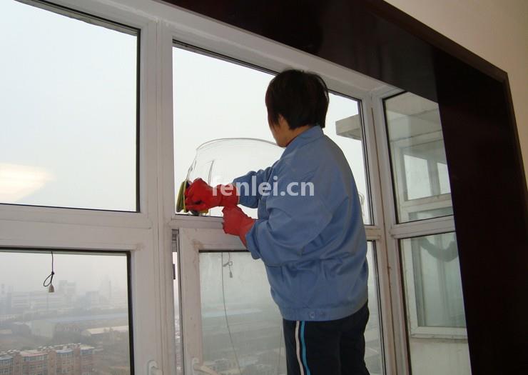 七台河新兴专业附近上门保洁清洗高效细致(七台河市新兴区环卫局)